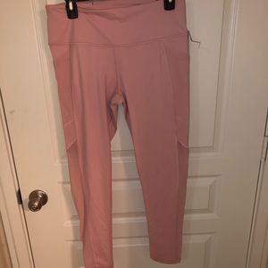 Light pink athletic leggings